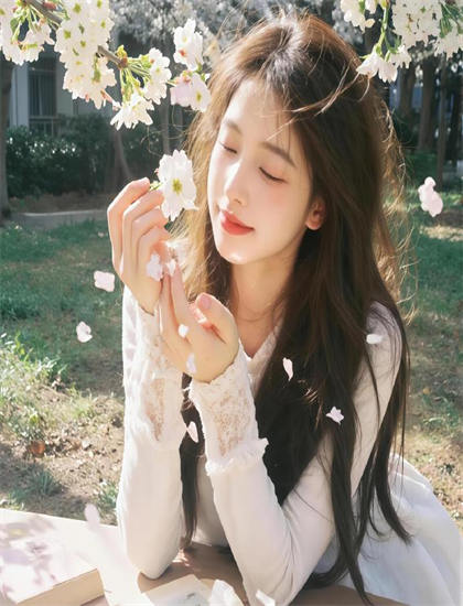 幕后探秘《我和美咲老师》：的视觉特效与美术设计 感受艺术创作的无限可能